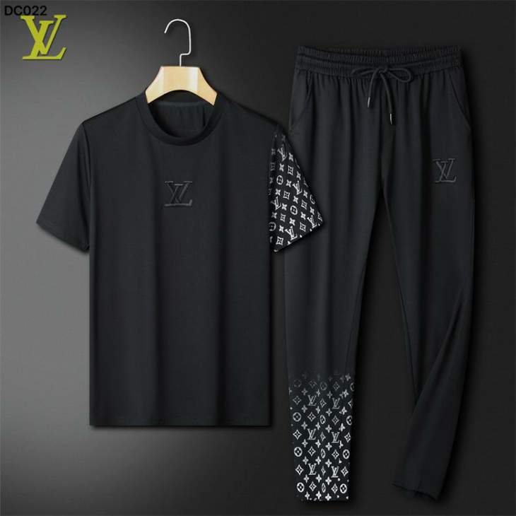 Picture of LV Shirt Pant Suits _SKULVM-4XL12yn14623431